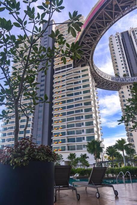 10Mins To Klcc W Lrt+Mall+Netflix Muji Urban Kuala Lumpur Exterior photo